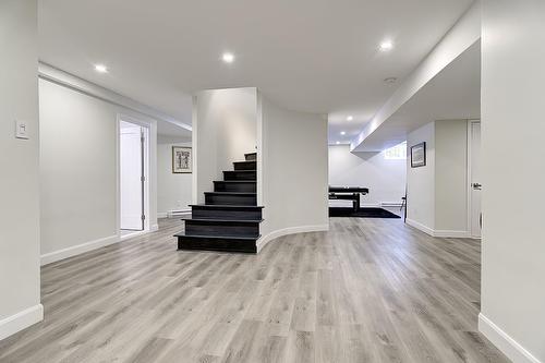 Salle familiale - 491 Rue De La Pommeraie, Rosemère, QC - Indoor Photo Showing Other Room