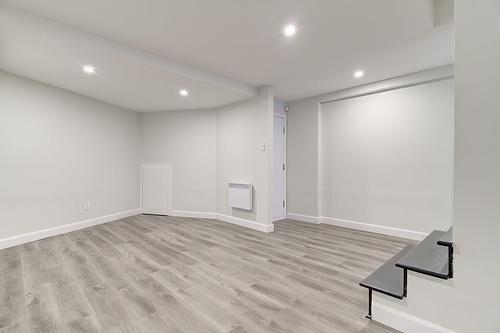 Salle familiale - 491 Rue De La Pommeraie, Rosemère, QC - Indoor