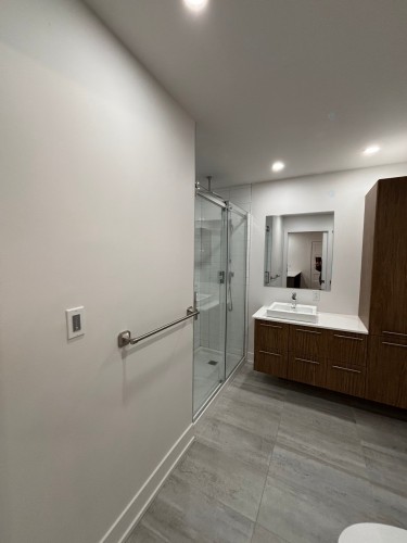 Salle de bains - 405-30 Rue D'Ambre, Candiac, QC - Indoor Photo Showing Bathroom