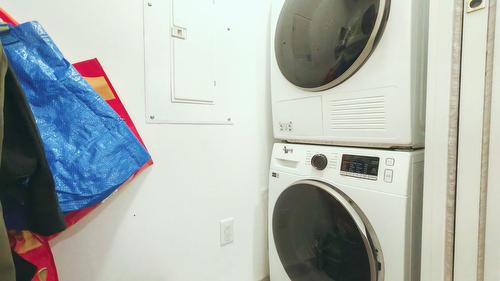 Salle de lavage - 1107-1239 Rue Drummond, Montréal (Ville-Marie), QC - Indoor Photo Showing Laundry Room