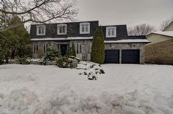8170 Rue Santiago  Brossard, QC J4X 1T6