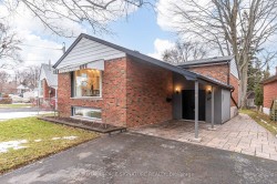11 Mackinac Crescent  Toronto, ON M1J 1P8