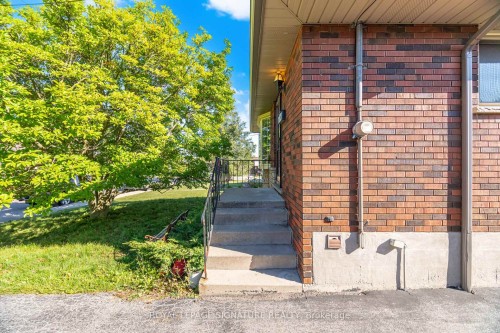 7 Maitland Avenue, Hamilton, ON - Outdoor