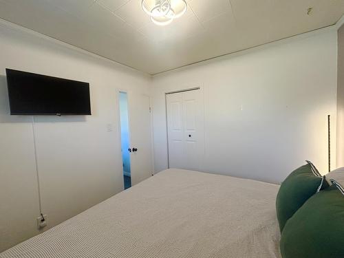 1201 Second St E., Fort Frances, ON - Indoor Photo Showing Bedroom