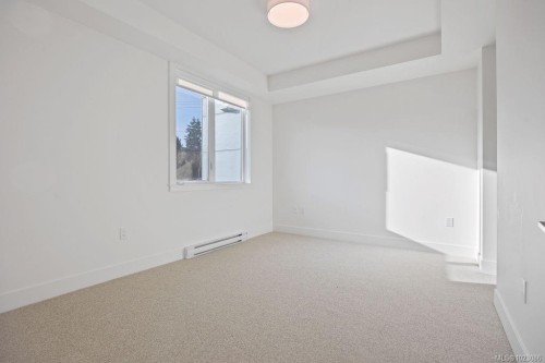 205-201 Dogwood Dr, Ladysmith, BC - Indoor Photo Showing Other Room