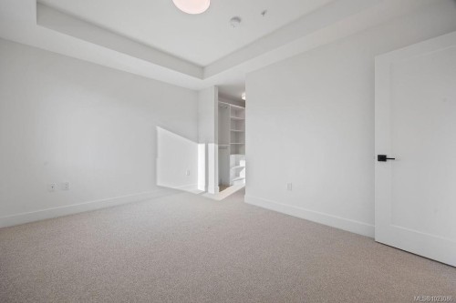 205-201 Dogwood Dr, Ladysmith, BC - Indoor Photo Showing Other Room