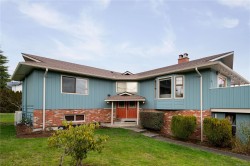 2530 Wakeman Rd  Central Saanich, BC V8M 1V5
