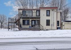158  - 160 Rue Therrien  Saint-Jean-Sur-Richelieu, QC J3B 3X9
