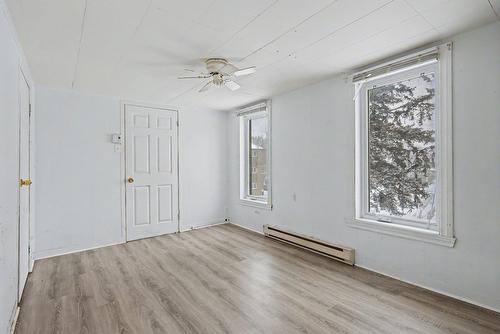 Chambre à coucher principale - 158  - 160 Rue Therrien, Saint-Jean-Sur-Richelieu, QC - Indoor Photo Showing Other Room