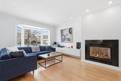 Salon - 155 Rue Louis-Bariteau, La Prairie, QC - Indoor Photo Showing Living Room With Fireplace