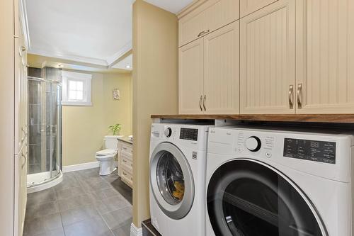 Salle de bains - 235 Route 132, Sainte-Barbe, QC - Indoor Photo Showing Laundry Room