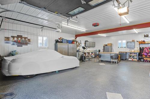 Garage - 235 Route 132, Sainte-Barbe, QC - Indoor Photo Showing Garage