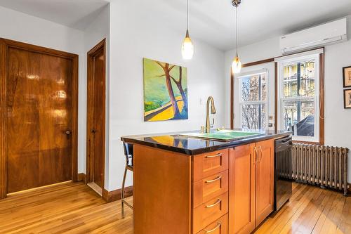 Cuisine - 5939  - 5943 Rue Molson, Montréal (Rosemont/La Petite-Patrie), QC - Indoor