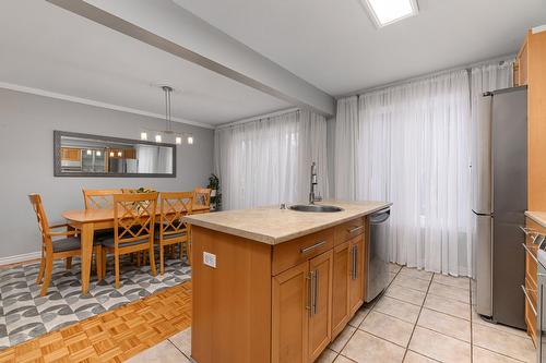 Cuisine - 4020 Crois. Oscar, Brossard, QC - Indoor