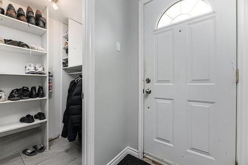 Hall d'entrée/Vestibule - 4020 Crois. Oscar, Brossard, QC - Indoor