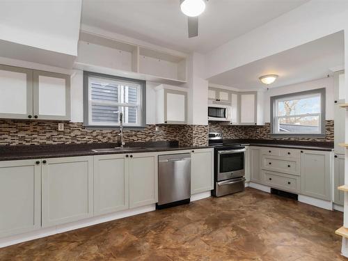 22 Rodney Road, Dartmouth, NS 