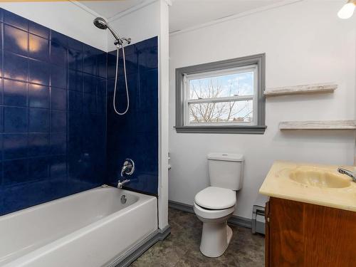 22 Rodney Road, Dartmouth, NS 