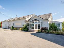 63 McQuade Lake Crescent  Halifax, NS B3S 1G8