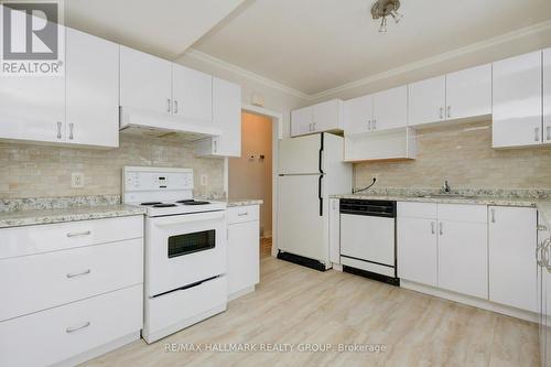 2223 Martha Avenue, Ottawa, ON - Indoor Photo Showing Kitchen