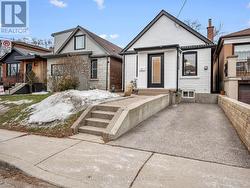 74 CHRYESSA AVENUE  Toronto, ON M6N 4T7