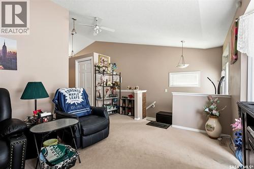 1007 Cypress Way, Regina, SK - Indoor