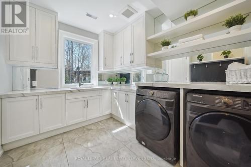 1489 Rogerswood Court, Mississauga, ON - Indoor Photo Showing Laundry Room