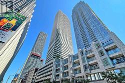 4406 - 2221 YONGE STREET  Toronto, ON M4S 0B8