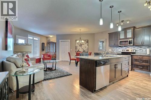 201 4721 Mctavish Street, Regina, SK - Indoor Photo Showing Kitchen With Upgraded Kitchen