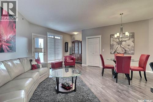 201 4721 Mctavish Street, Regina, SK - Indoor Photo Showing Living Room