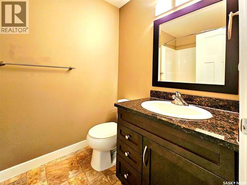 121 115 Shepherd Crescent, Saskatoon, SK - Indoor Photo Showing Bathroom