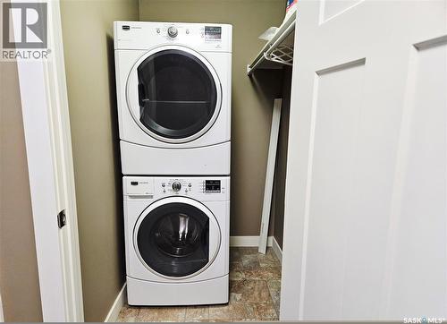 121 115 Shepherd Crescent, Saskatoon, SK - Indoor Photo Showing Laundry Room