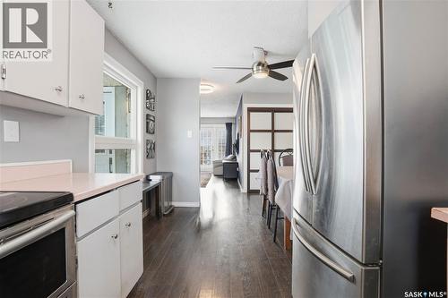7203 Bennett Drive, Regina, SK - Indoor Photo Showing Kitchen With Stainless Steel Kitchen