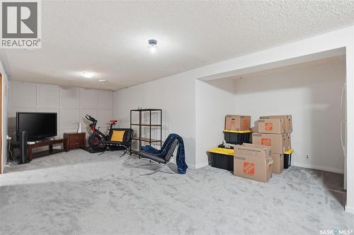 7203 Bennett Drive, Regina, SK - Indoor