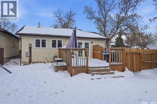 7203 Bennett Drive, Regina, SK - Outdoor