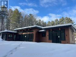 vaulted ceilings, views from every room! - 