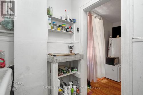 258 Kent Street, Ottawa, ON - Indoor