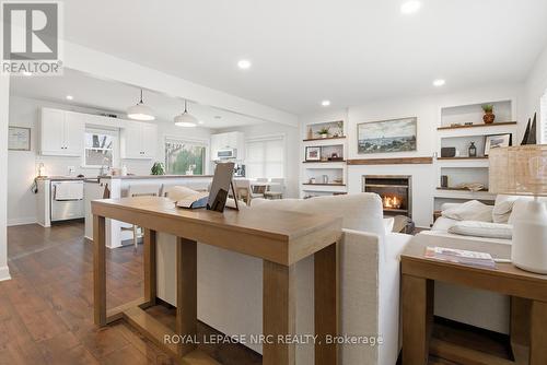 458 Doan'S Ridge Road, Welland (Cooks Mills), ON - Indoor With Fireplace