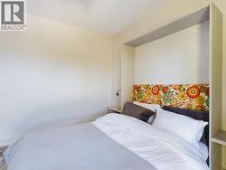 outdoor bedroom - 