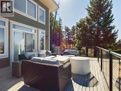 upper deck - 