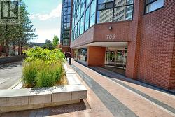 909 - 705 KING STREET W  Toronto, ON M5V 2W8