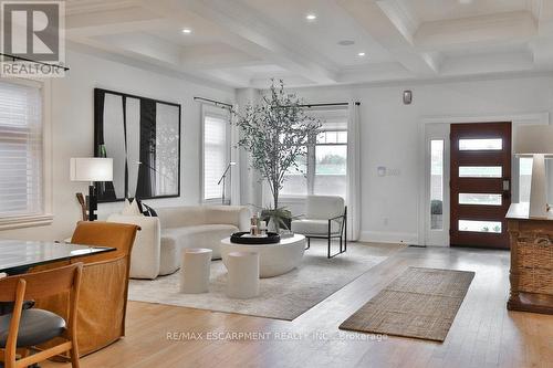 43 Mississauga Road S, Mississauga, ON - Indoor