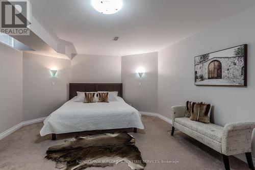 1400 Tamworth Court, Burlington, ON - Indoor Photo Showing Bedroom