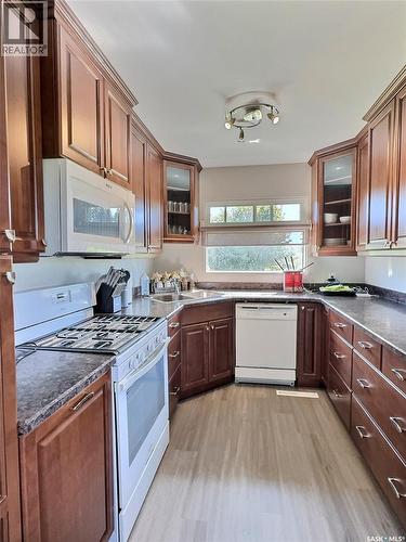 5 Ivory Drive, Big River Rm No. 555, SK - Indoor Photo Showing Kitchen