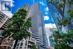 1705 - 42 CHARLES STREET E  Toronto, ON M4Y 1T4