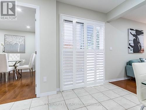 4110 Forest Run Avenue, Burlington, ON - Indoor