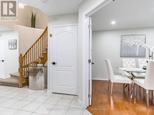 4110 Forest Run Avenue, Burlington, ON - Indoor