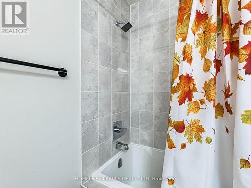22 Longevity Road, Brampton, ON - Indoor Photo Showing Bathroom
