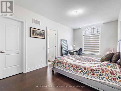 22 Longevity Road, Brampton, ON - Indoor Photo Showing Bedroom