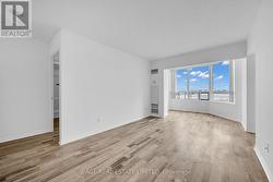 1016 - 135 HILLCREST AVENUE  Mississauga, ON L5B 4B1