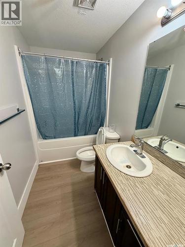 2260 Montreal Street, Regina, SK - Indoor Photo Showing Bathroom